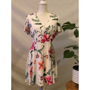 EXPRESS White Floral Dress